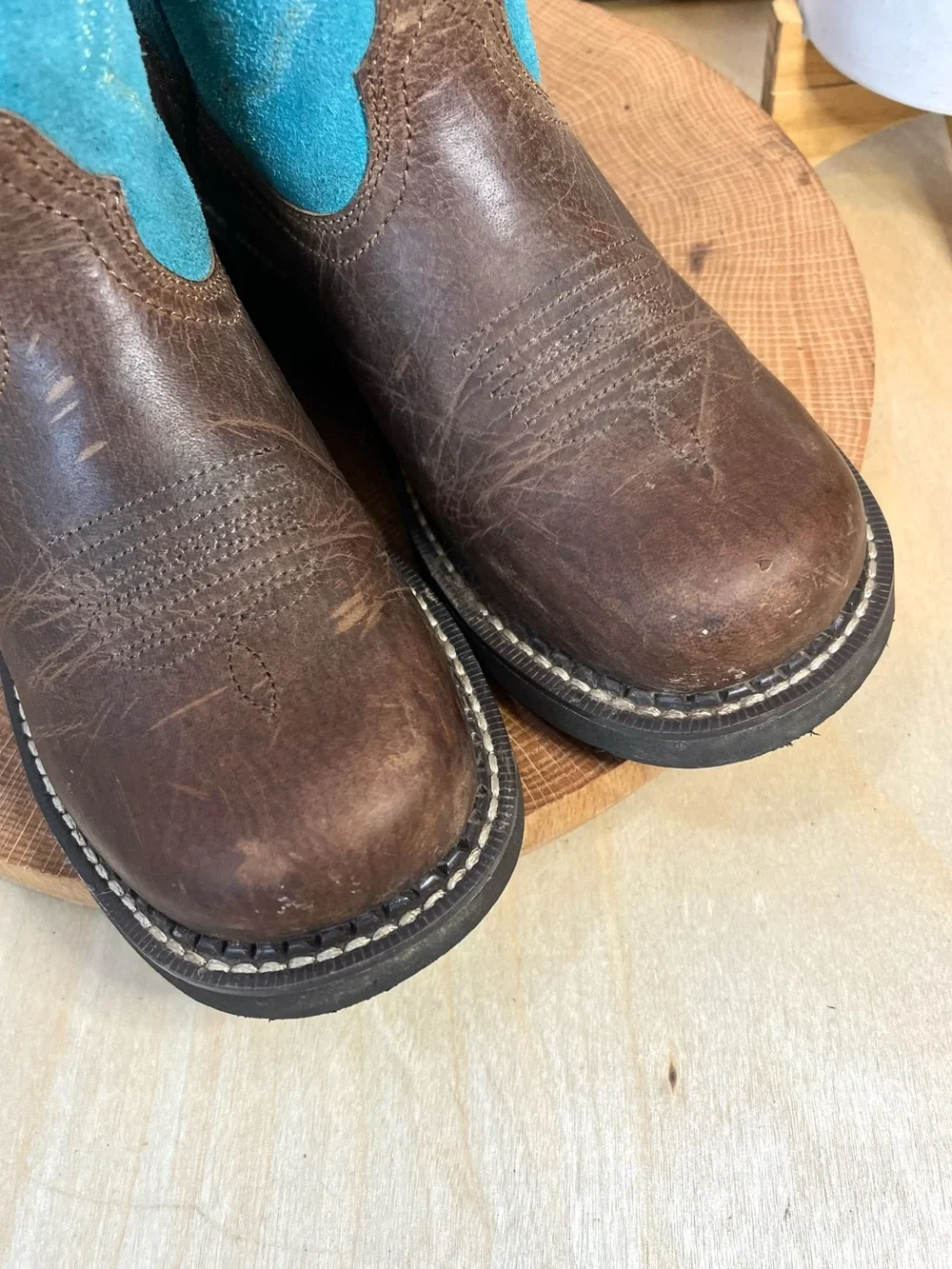 Ariat kid fatbaby